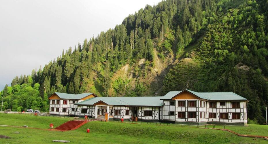 Hotel Sonamarg Resort, Sonamarg 1